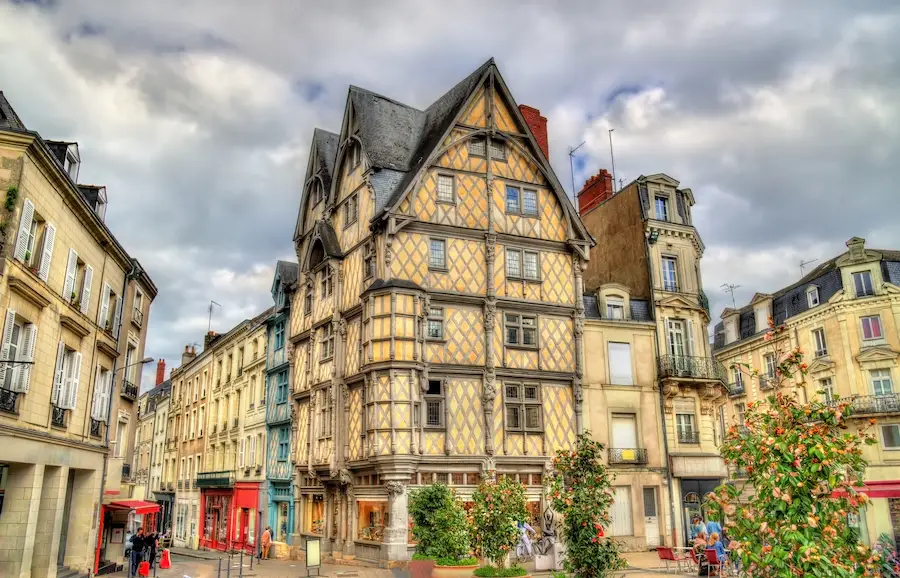 Vieux bâtiments dans le centre-ville d'Angers.