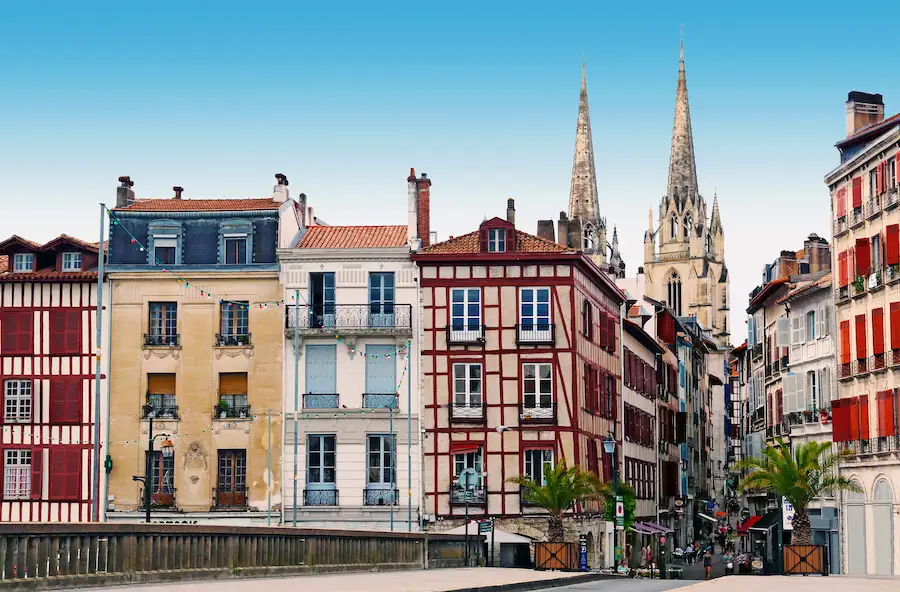Maisons anciennes de Bayonne en Pyrénées-Atlantiques.