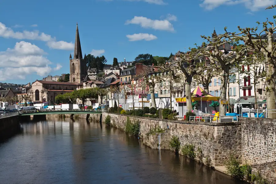 Ville de Tulle en Corrèze.