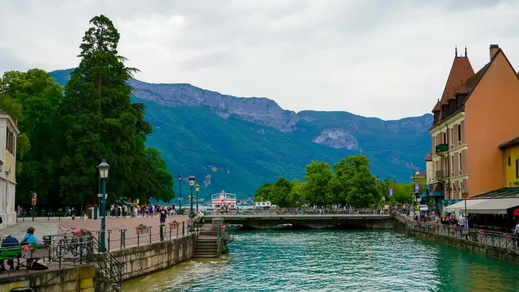 Le lac d'Annecy